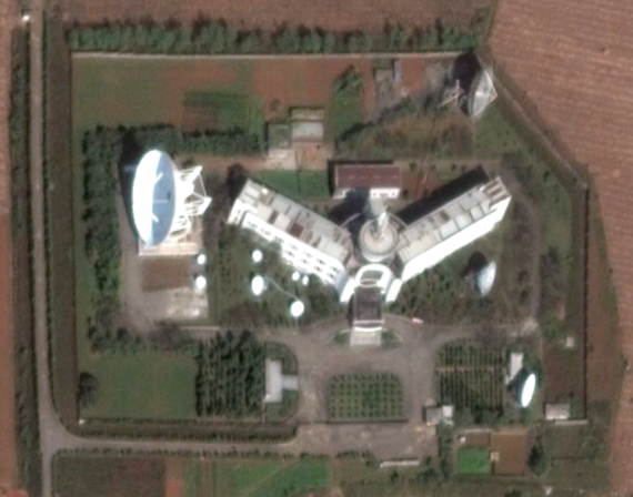 120330-earthstation-2010