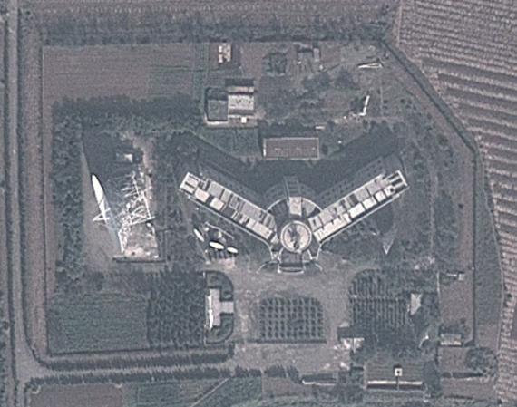 120330-earthstation-2011