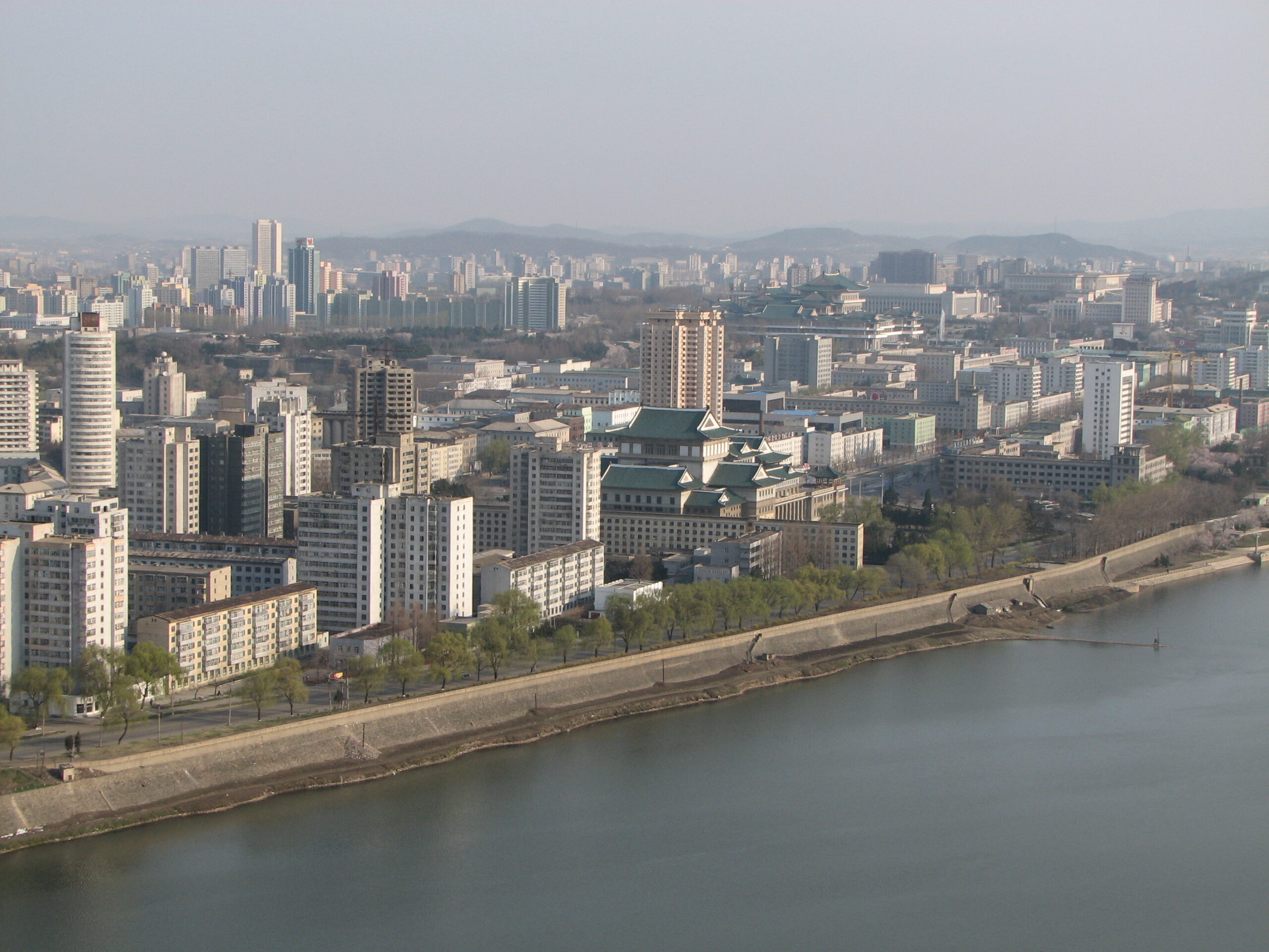 Orascom closes its bank in Pyongyang blaming sanctions